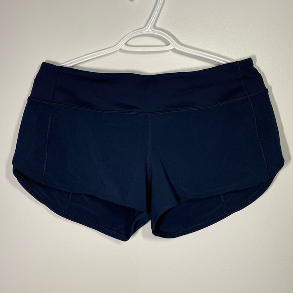Lululemon Speed Up Low-Rise Short 2.5" size 8 regular in True Navy - Picture 8 of 11